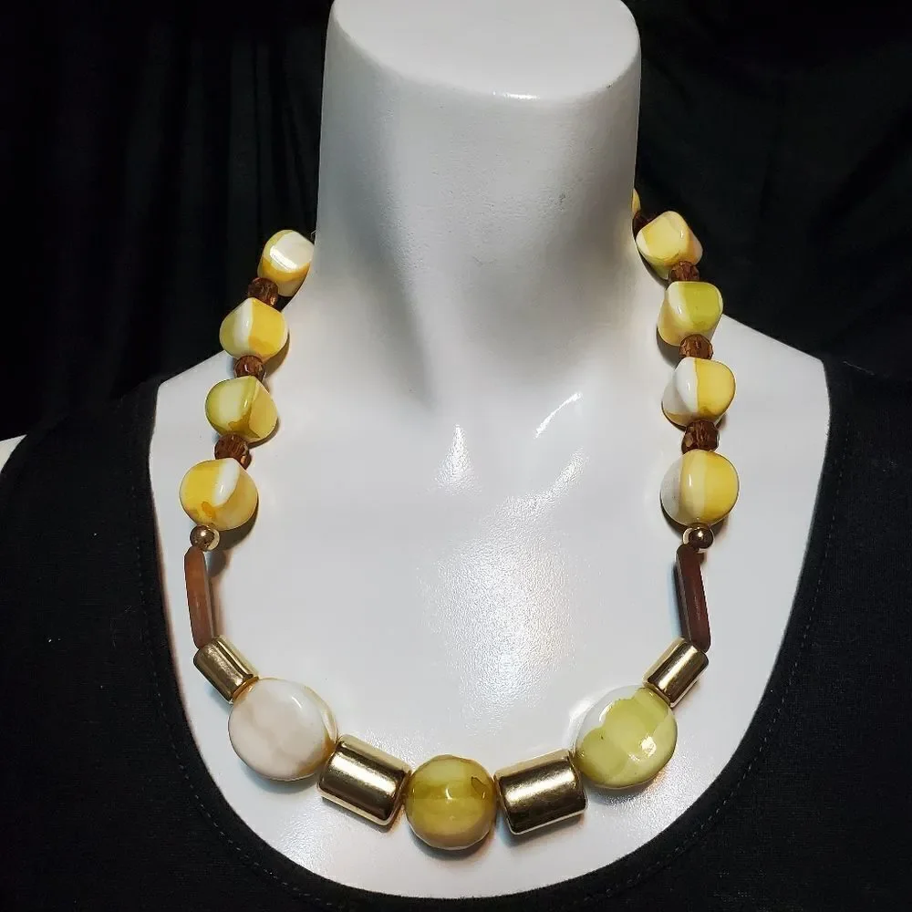 NWT Charming Charlie Yellow, Gold, & Brown Necklac - Picture 2 of 4